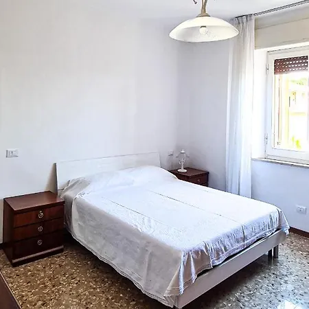 Casa Vacanze Mirella * 卡梅拉诺