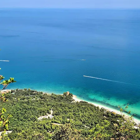 아파트 Casa Vacanze Mirella